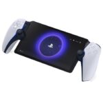 Découvrez la toute nouvelle Console De Jeux Portable SONY Pour PS5 CFIJ-18000, l'ultime compagnon pour les passionnés de jeux PlayStation. Cette console révolutionnaire vous offre une expérience de jeu immersive où que vous soyez. Dotée d'un lecteur à distance PlayStation Portal dédié à la lecture à distance de PS5, elle vous permet de rester connecté à votre univers de jeu préféré où que vous soyez. Avec les fonctionnalités clés de la manette sans fil DualSense intégrées, vous ressentirez chaque action avec une précision incroyable. Grâce à son écran vibrant LCD de 8 pouces offrant une résolution de 1080 pixels à 60 images par seconde, plongez-vous dans des graphismes d'une netteté exceptionnelle. Les haut-parleurs intégrés fournissent un son cristallin pour une immersion sonore totale dans vos jeux préférés. De plus, sa connectivité Wi-Fi vous permet de rester en ligne pour des mises à jour régulières et des sessions de jeu en ligne fluides. Profitez également de la prise audio 3,5 mm pour une expérience audio personnalisée, que vous jouiez en solo ou avec des amis. Et avec une garantie d'un an, vous pouvez être sûr de la qualité et de la durabilité de votre console. Ne manquez pas l'occasion de vivre une expérience de jeu exceptionnelle avec la Console De Jeux Portable SONY Pour PS5 CFIJ-18000. Procurez-vous la vôtre dès aujourd'hui et plongez dans l'action où que vous soyez.